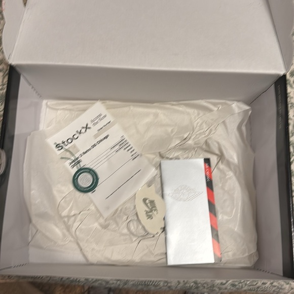 Air Jordan 2 Chicago 2022 Size 11.5 New/DS OG all - Picture 8 of 11